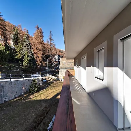 Chesa Cuntainta - * 圣莫里茨