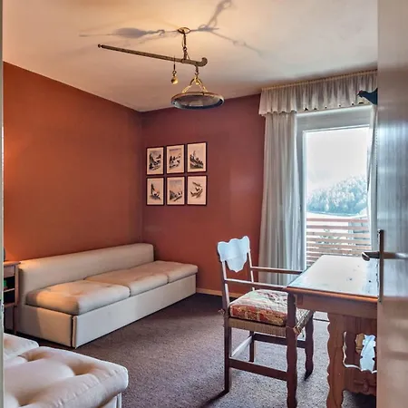 公寓 Chesa Cuntainta - *